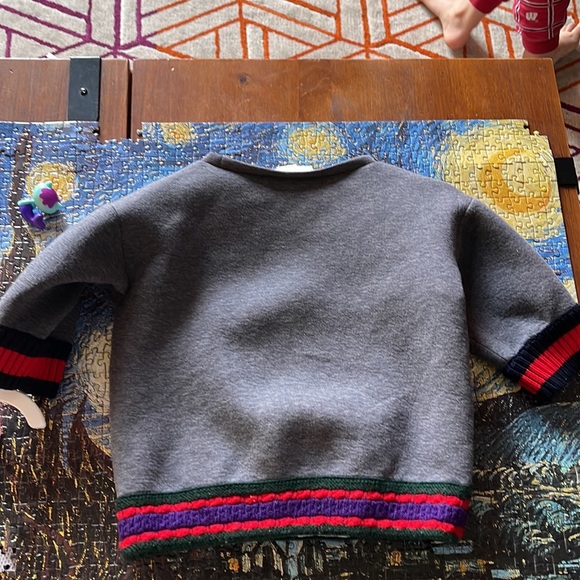 Gently worn Gucci 1/2 length sleeve sweatshirt size 6. - Picture 6 of 6